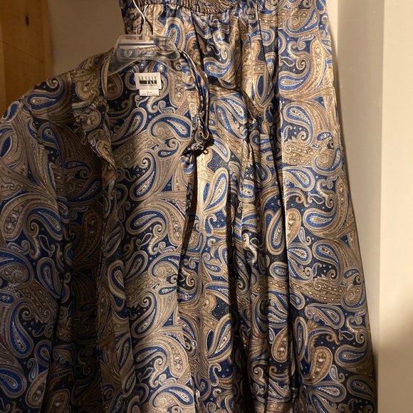 Patterned Top - Picture 4 of 5